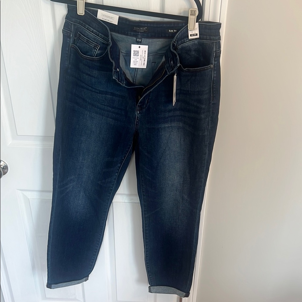 Seven7 Blue Cropped Ankle Jeans with Faded Detail